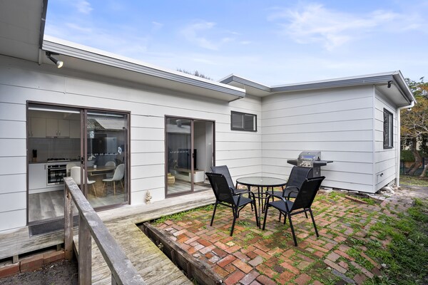 Comfortabel appartement in Rosebud met tuin en BBQ - thumbnail 5