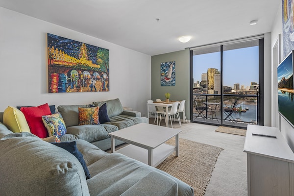 Docklands Appartement met Stadsuitzicht & Balkon - thumbnail 4