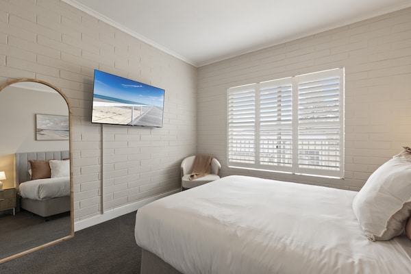 Licht appartement met 2 slaapkamers nabij Largs Bay Beach - thumbnail 3