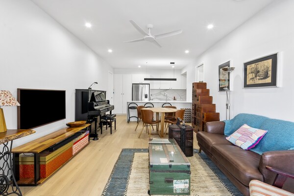 Ruim appartement in Clayfield met patio en BBQ voor 7 personen - thumbnail 1