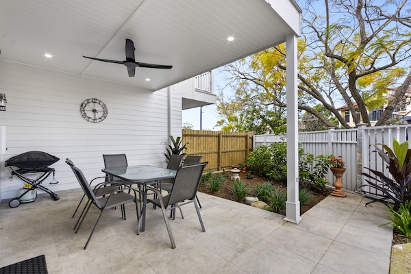 Ruim appartement in Clayfield met patio en BBQ voor 7 personen - thumbnail 4