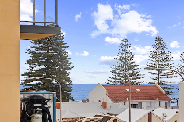 Stijlvol appartement op 100 meter van Henley Beach - thumbnail 2