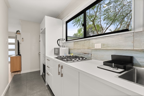 Rustig appartement met tuin in het hart van Bomaderry - thumbnail 5