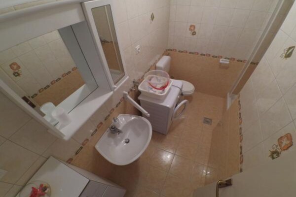 4-persoons appartement aan zee in Smokvica - thumbnail 6