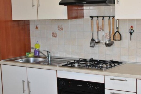 4-persoons appartement aan zee in Smokvica - thumbnail 3