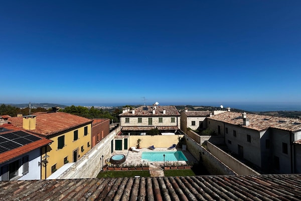 5-persoons appartement in het centrum van Pesaro - thumbnail 6