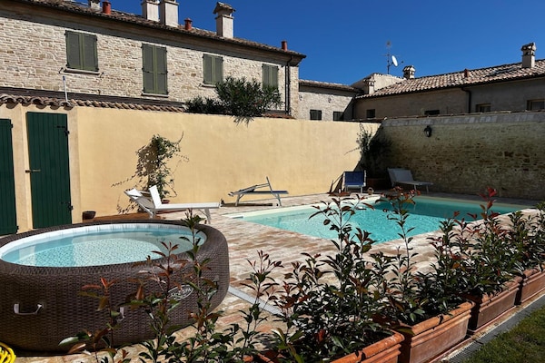 Centraal gelegen appartement in Pesaro voor 4 personen - thumbnail 1