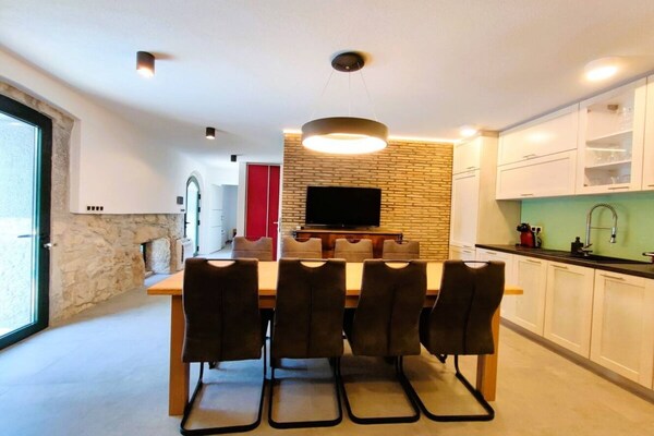Villa Galant Brgudac: Authentieke stenen villa met privézwembad in Istrië - thumbnail 1