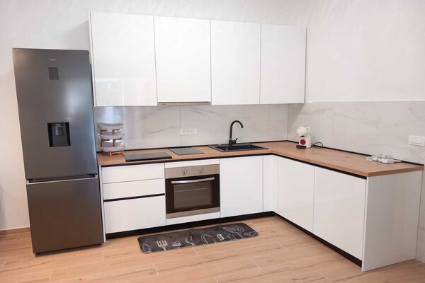 Op 800 m van het strand: Ruim appartement voor 6 personen in Pucisca - thumbnail 5
