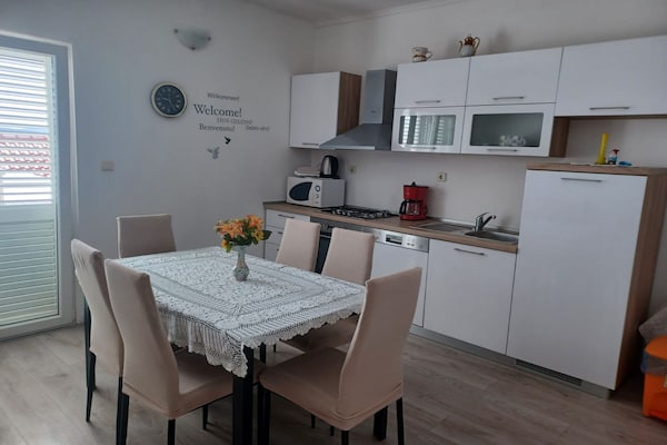 Two-bedroom Apartment With Sea View A1 - Trogir
