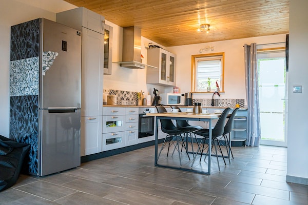 Appartement met jacuzzi en panoramisch uitzicht op de vallei bij de Eau d'Heure-meren - thumbnail 3