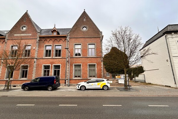 Stijlvol vakantiehuis voor 8 in gerenoveerde rijkswachtkazerne te Bree - thumbnail 6