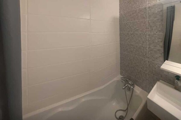 Ruim appartement in Villeurbanne nabij Lyon · 110 m² - thumbnail 3