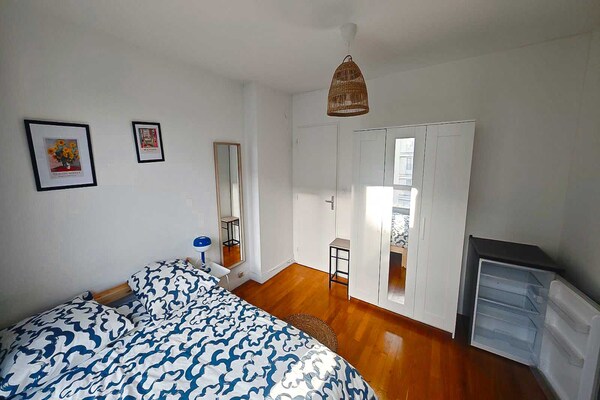 Privékamer in gedeeld appartement in Lyon's 7e arrondissement - thumbnail 5