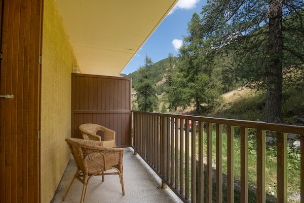 Centraal gelegen appartement in Allos op 600m van de piste - thumbnail 2