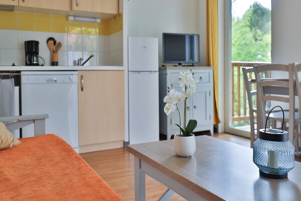 4-persoons appartement op 350m van het strand in Parentis-en-Born - thumbnail 3