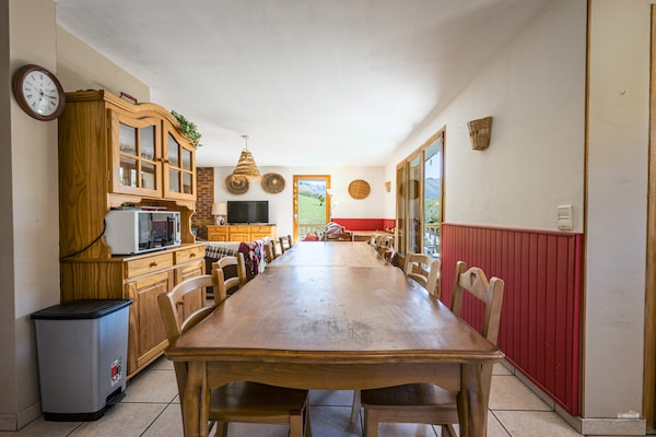 Ruim chalet voor 14 personen met balkon en uitzicht in Saint-Sorlin-d'Arves - thumbnail 3
