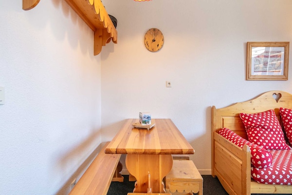 4-persoons appartement aan de piste in Risoul - thumbnail 2