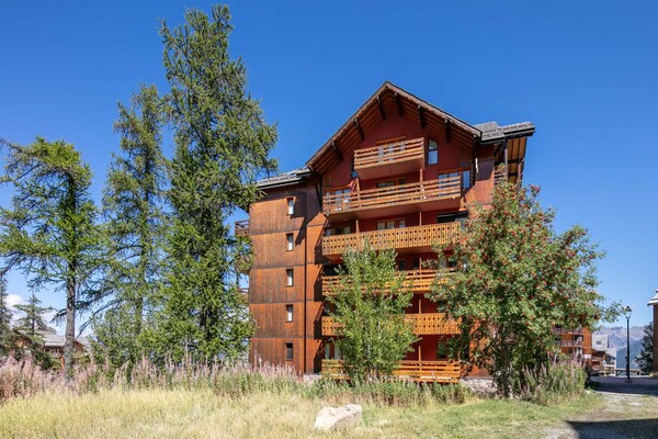 Knus appartement op 50 meter van de piste in Risoul - thumbnail 1
