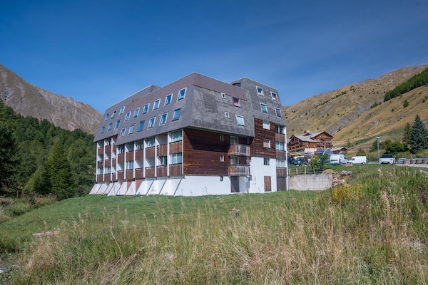 Sfeervol appartement Les Etoiles N°21 in Allos voor 4 personen - thumbnail 1