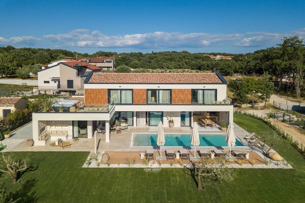 Luxe vakantiehuis Casa Novita in Pazin voor 10 personen - thumbnail 1