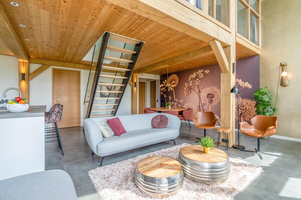 Villa Buytenplaats 187: Luxe Texelse schapenboet met hottub en buitenkeuken - thumbnail 6