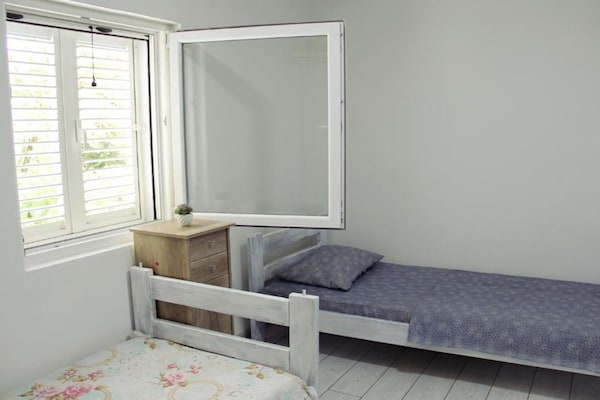 Charmant appartement met 2 slaapkamers vlakbij de oude binnenstad van Kotor - thumbnail 3
