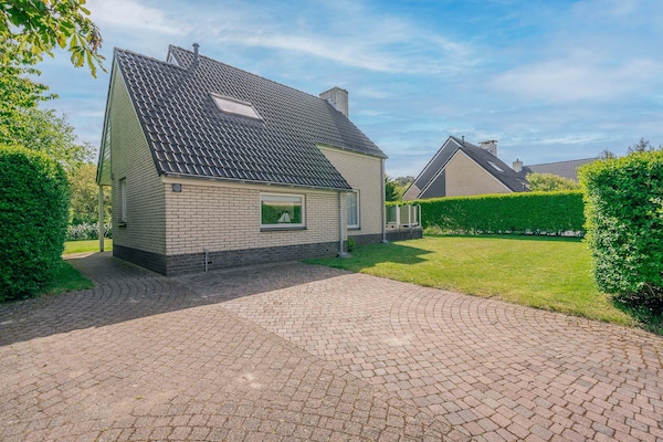Luxe vrijstaande villa op 5*-park, op loopafstand van De Koog en strand - thumbnail 2