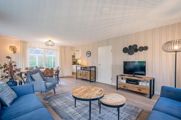 Luxe wellnessvilla Kamperfoelie 89 op 5-sterrenpark in De Koog - thumbnail 3