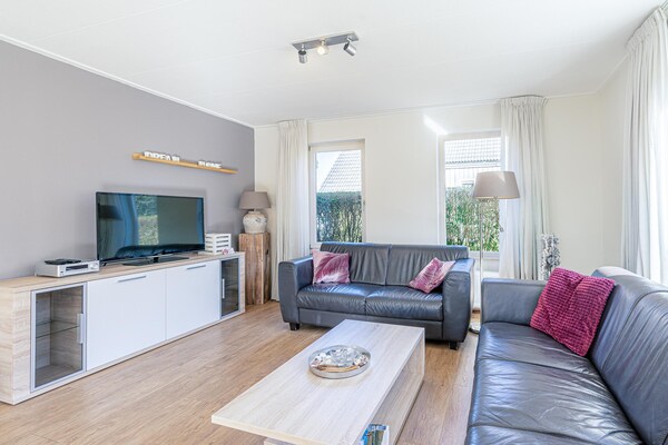 Luxueuze vrijstaande villa op 5-sterrenpark in De Koog, Texel - thumbnail 3
