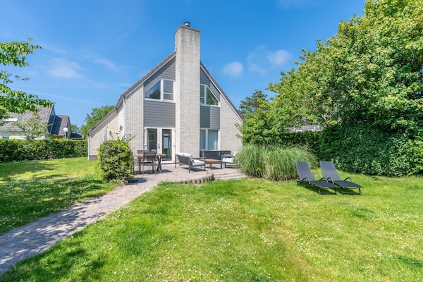 Luxueuze vrijstaande villa op 5-sterrenpark in De Koog, Texel - thumbnail 2