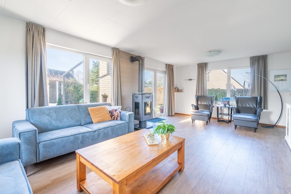 Luxe vrijstaande villa met whirlpool op 5-sterren park bij De Koog - thumbnail 4