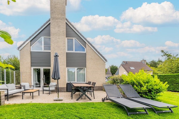 Luxe villa in bosrijk park nabij strand en centrum De Koog - thumbnail 2