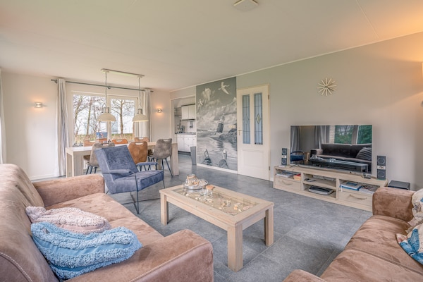 Luxe vrijstaande villa met sauna en whirlpool, 2km van strand - thumbnail 3