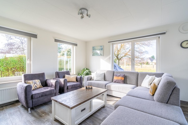 Luxe 6-persoons villa aan het water op 5* park Kamperfoelie, De Koog - thumbnail 3