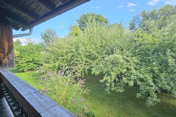 Sfeervol eco-appartement met zonnig balkon en uitzicht op weilanden - thumbnail 2