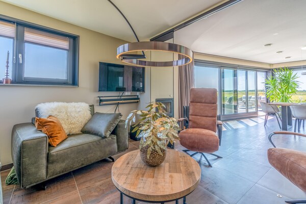 Natuurvilla Waalerburght 18: Luxe schapenboet met sauna op Texel - thumbnail 5