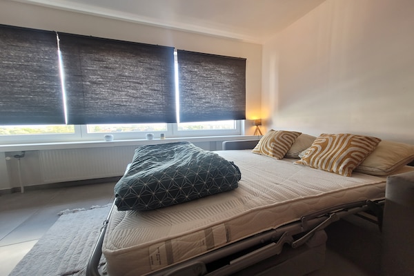 Licht 2-persoons studio-appartement in het centrum van MIDDELKERKE - thumbnail 4