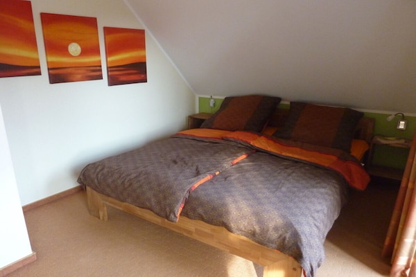 Vakantiehuis Seehuus: 4-persoons woning direct aan de dijk in Greetsiel - thumbnail 2