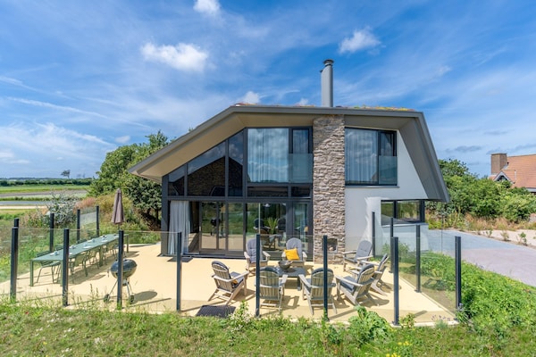 Luxe duurzame natuurvilla met hottub in De Waal - thumbnail 2