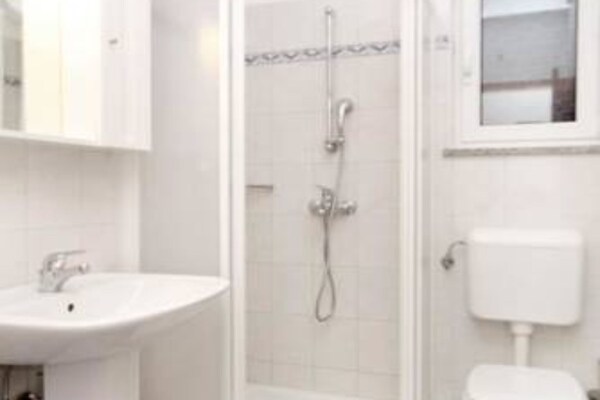 Splendid Beachfront Medveja Apartments - Confort One Bedroom Apartment with Balcony and Sea View 3 - thumbnail 5