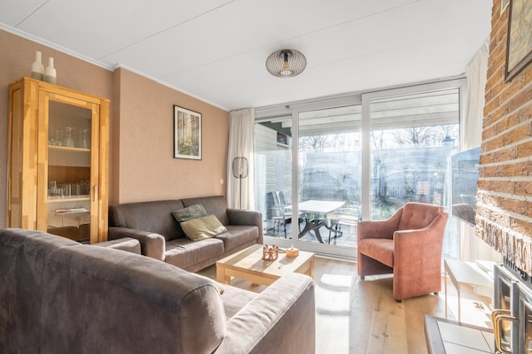 Vrijstaande bosbungalow De Parel 164 met omheinde tuin en houtkachel - thumbnail 3