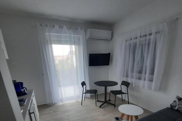 Op 300 m van het strand: ruim appartement voor 4 personen in Vir - thumbnail 3
