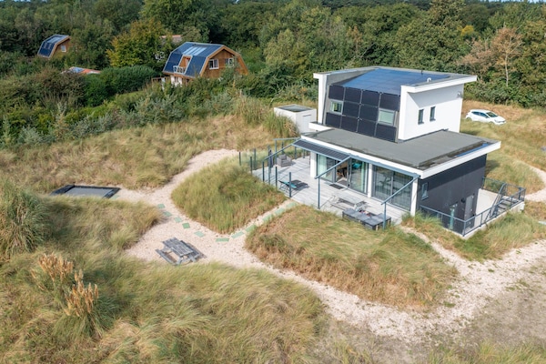 Strandvilla Hygge: Luxe landhuis voor 8 personen tussen de duinpannetjes - thumbnail 2
