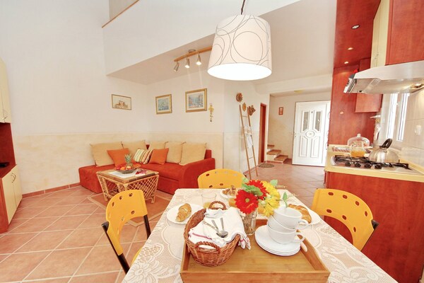 Studio met balkon en zeezicht direct aan zee in Jelsa, Hvar - thumbnail 4