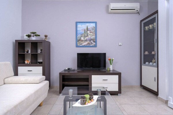 Op 400 m van het strand: appartement met zeezicht in Vrboska - thumbnail 4
