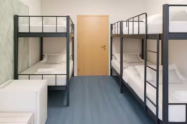 Luxe kamer in Diocletianus' Paleis, Split – ontbijt & wifi inbegrepen - thumbnail 5