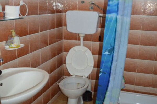 5-persoons appartement aan zee in Rogoznica - thumbnail 5
