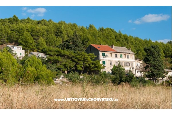 Knus appartement aan zee in Marušići bij Omiš voor 4 personen - thumbnail 5