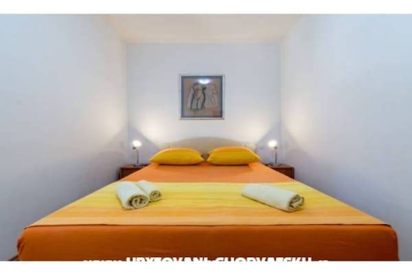 Knus appartement aan zee in Marušići bij Omiš voor 4 personen - thumbnail 2